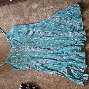 Spaghetti strap floral dress